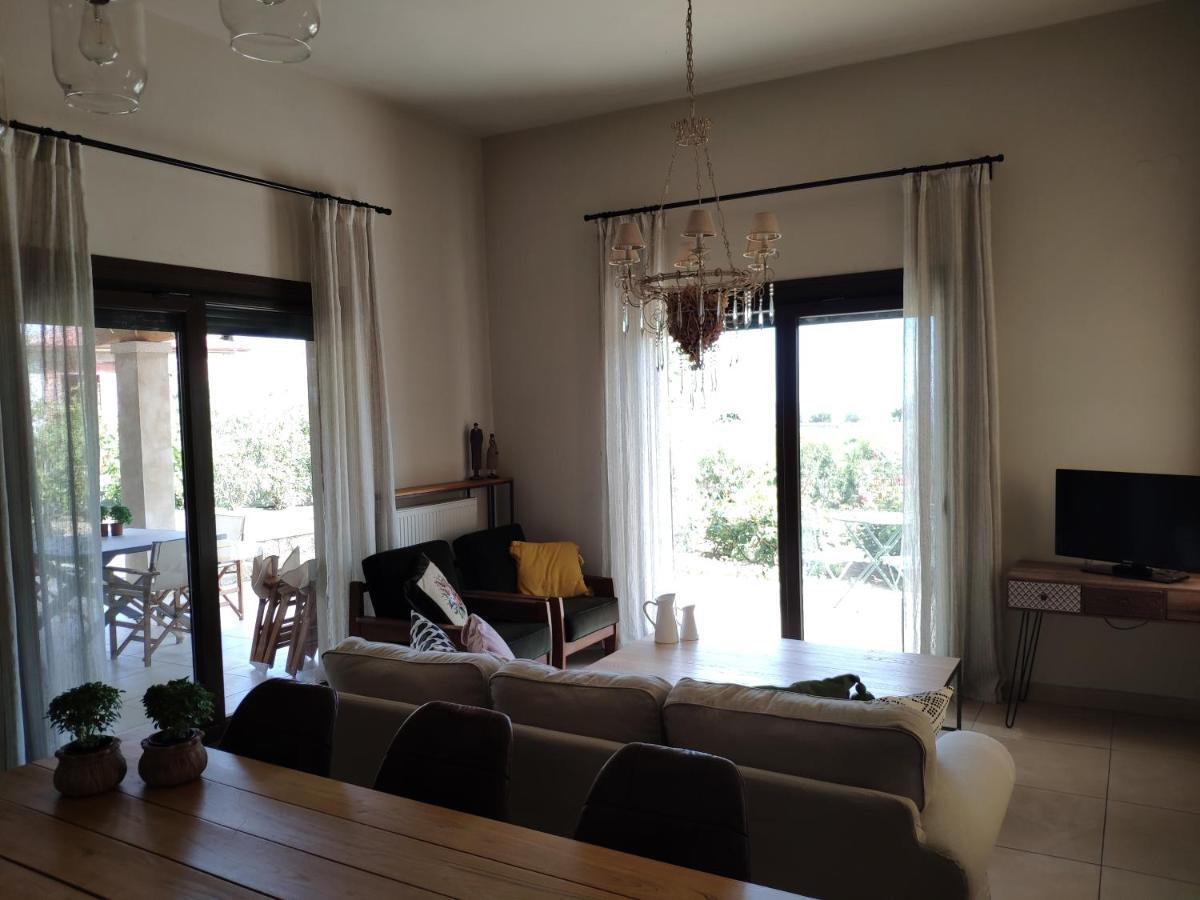 Olive Tree Cottage 2 Néa Péramos Extérieur photo